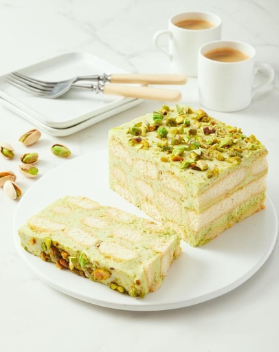 [1425] Pistachio eclairs